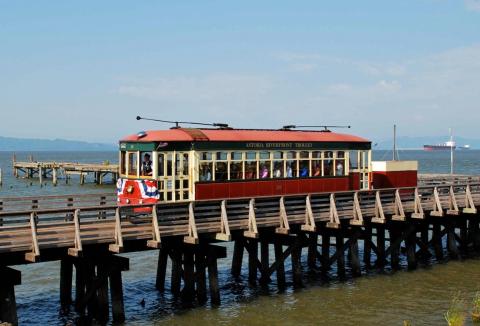 astoria_riverfront_trolley_on_trestle_west_of_2nd_street-crop.jpg astoria_riverfront_trolley_on_trestle_west_of_2nd_street-crop.jpg