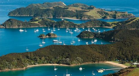 bay_of_islands_new_zealand.jpg bay_of_islands_new_zealand.jpg