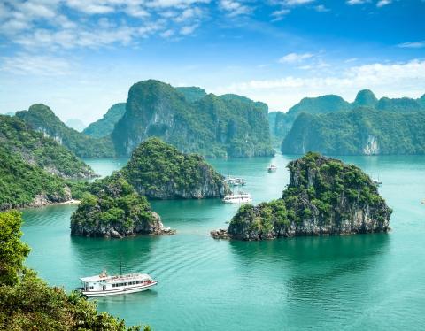 halong_bay.jpg halong_bay.jpg