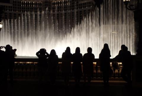 las_vegas_fountain.jpg las_vegas_fountain.jpg