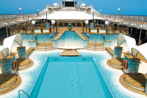 ship_msc_musica_poolarea.jpg ship_msc_musica_poolarea.jpg