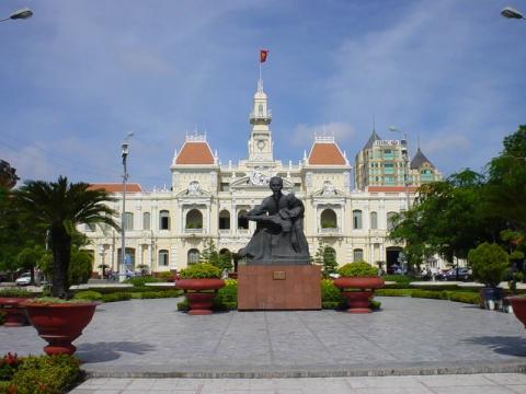 ho chi minh_Vietnam_sigling_Hanoi_hochiminh_square.jpg